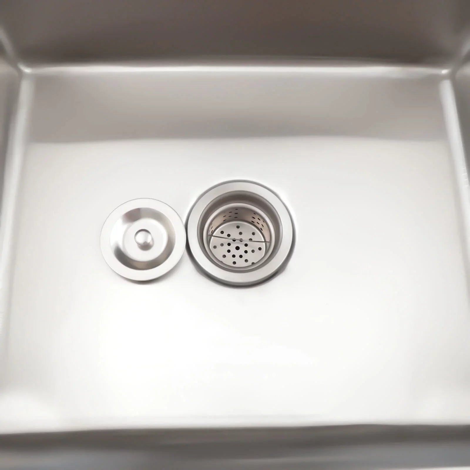 39.3* 23.6* 36.7in Stainless Steel Kitchen Utility Sink Drainboard Sink for Commercial and Home Use