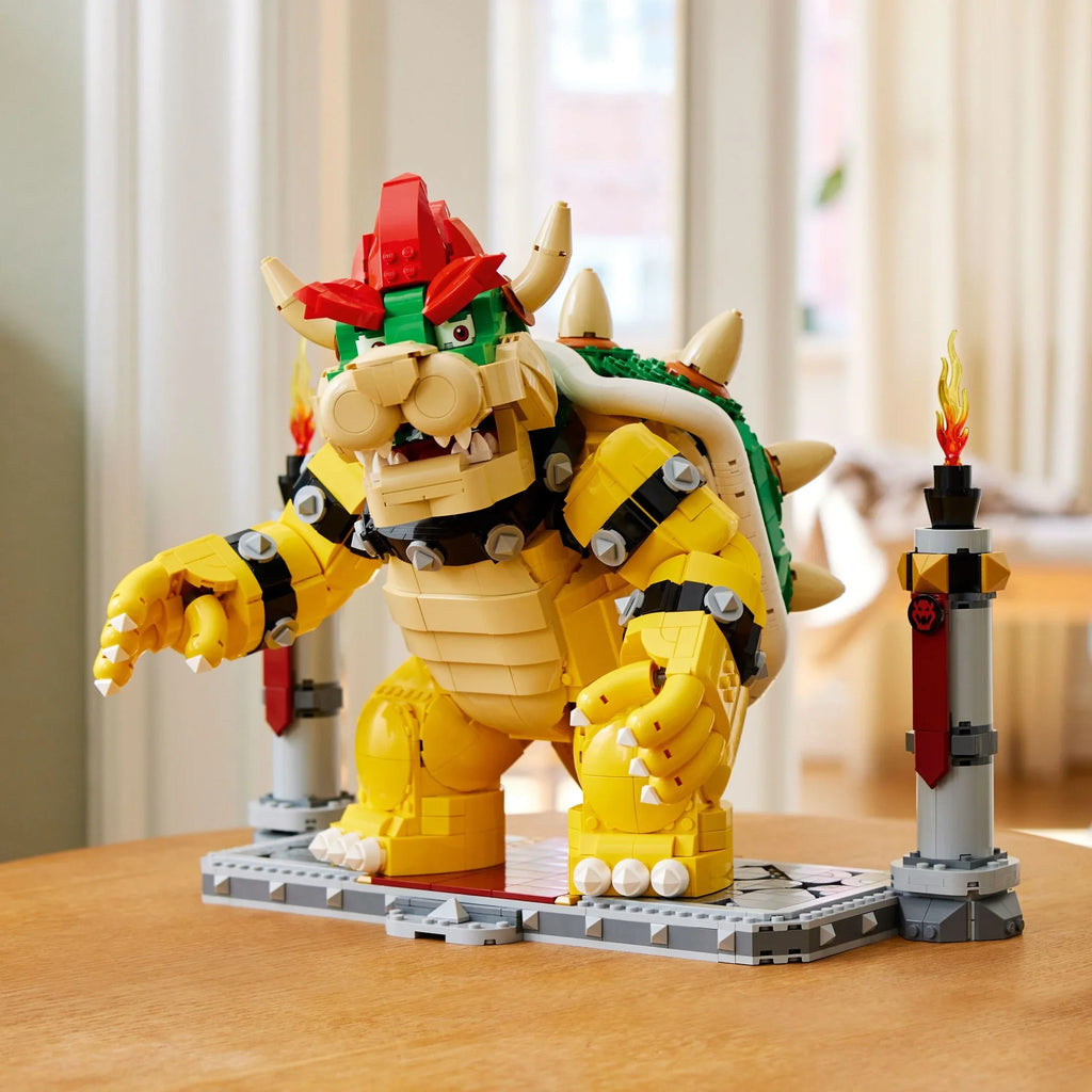 LEGO Super Mario The Mighty Bowser, 3D Build and Display Kit, Collectible Posable Character Figure with Battle Platform, Video Game Toy Idea for Fans of Super Mario Bros, 71411