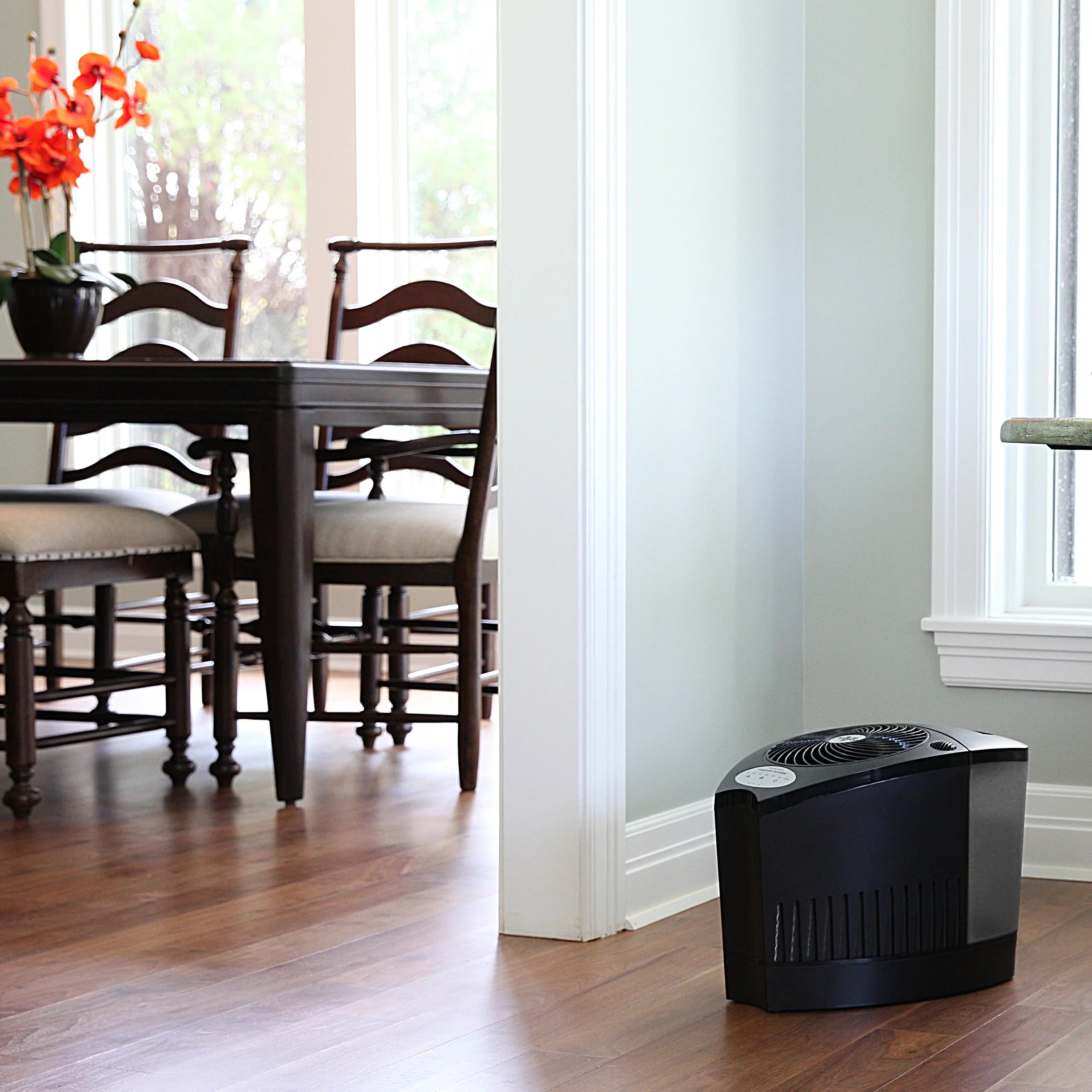 Vornado Evap3 Whole Room Evaporative Humidifier, 700 sq ft Coating Black
