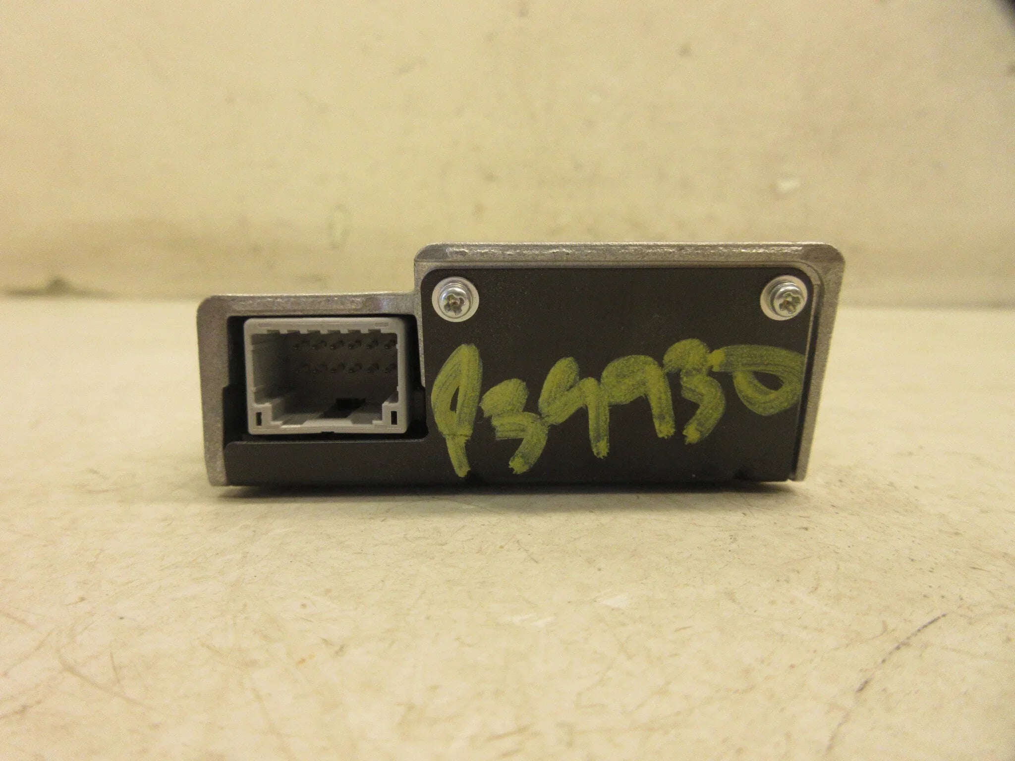 Pre-Owned 20 21 Toyota Rav4 Windshield Mounted Front lane Departure Warning Camera OEM LKQ (Good)